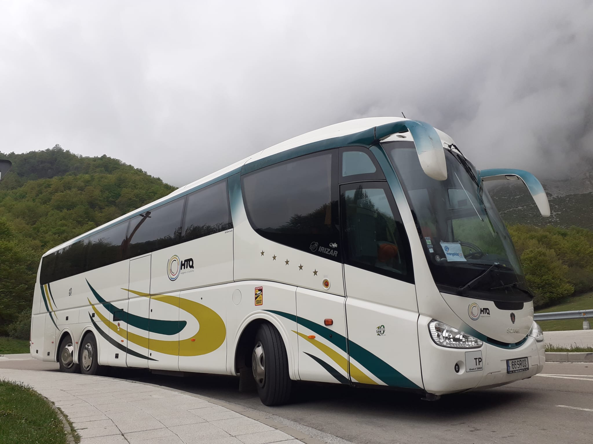 Exterior 4 - Scania Irizar PB