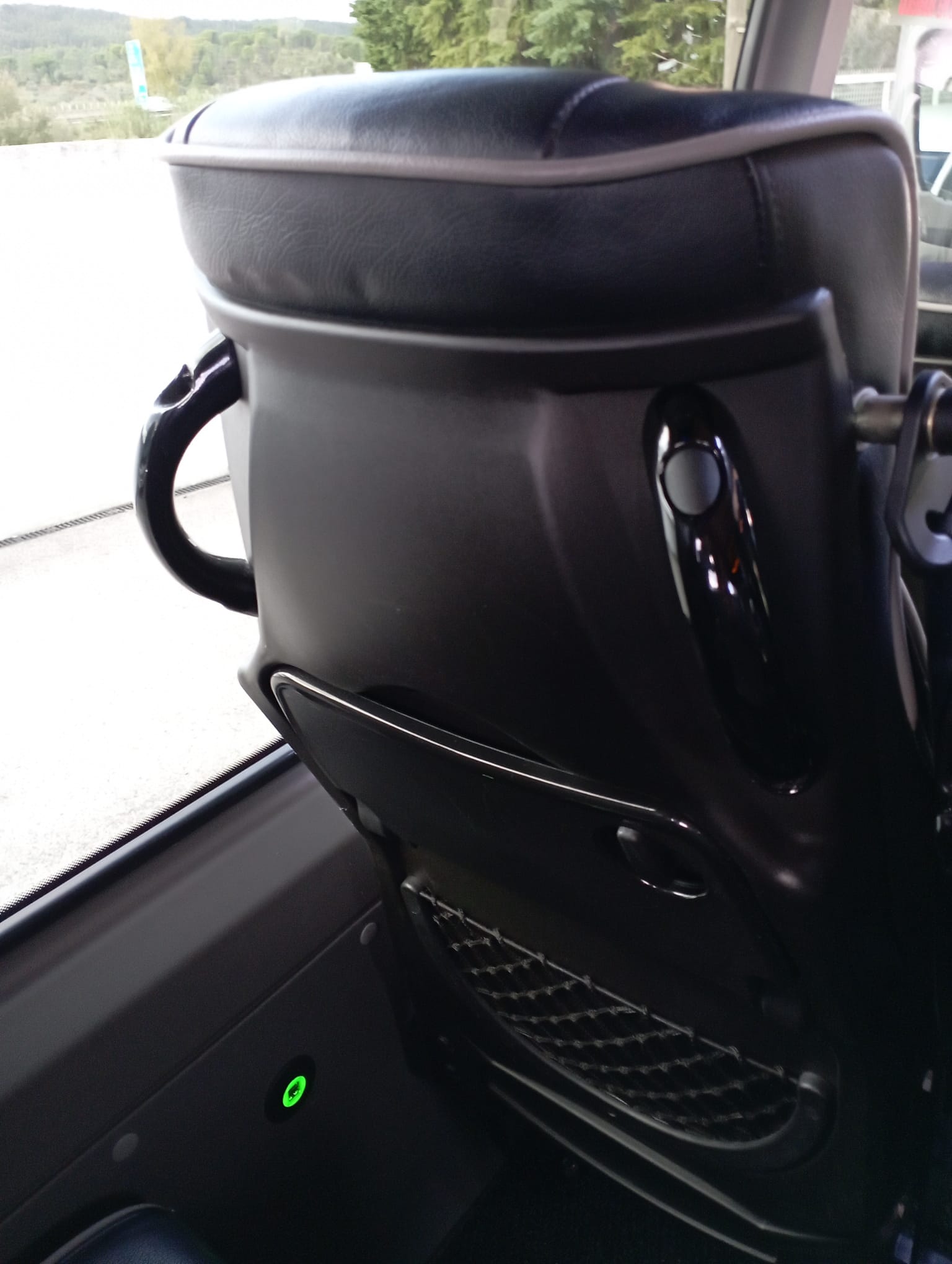 Interior 1 - VW Crafter