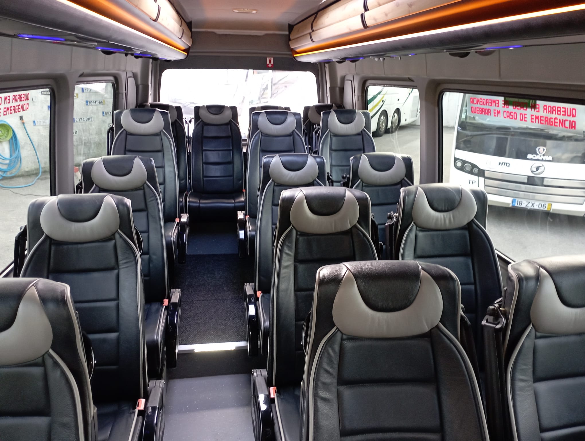 Interior 3 - VW Crafter